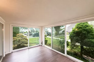 243 Mayflower Way, Monroe Township, NJ 08831 - Photo 12