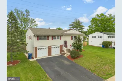 1305 Carlisle Road, North Brunswick Township, NJ 08902 - Photo 2