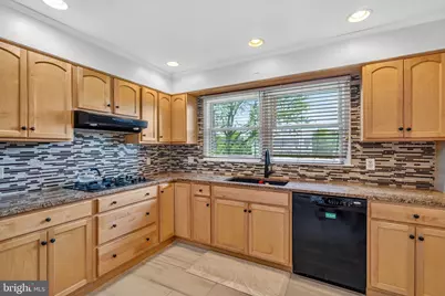 1305 Carlisle Road, North Brunswick Township, NJ 08902 - Photo 4