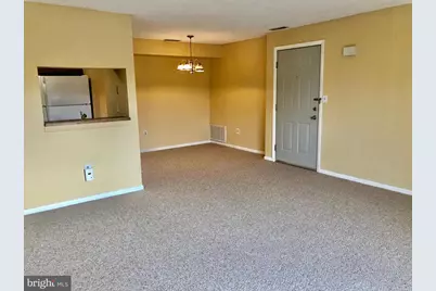 1802 Ravens Crest Dr E, Plainsboro Township, NJ 08536 - Photo 4