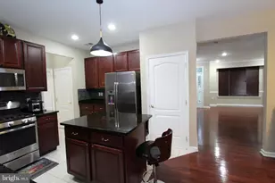 404 Morning Glory Dr, Monroe Township, NJ 08831 - Photo 18