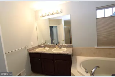 404 Morning Glory Drive, Monroe Township, NJ 08831 - Photo 40