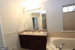 404 Morning Glory Dr, Monroe Township, NJ 08831 - Photo 40