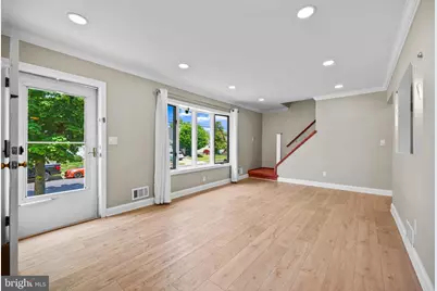 16 Venus Road, South Amboy, NJ 08879 - Photo 6