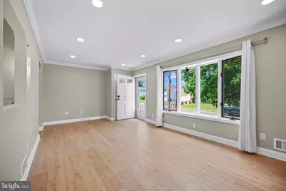 16 Venus Road, South Amboy, NJ 08879 - Photo 4
