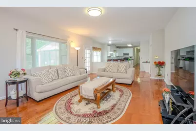 1 Bunting Court, Plainsboro Township, NJ 08536 - Photo 10
