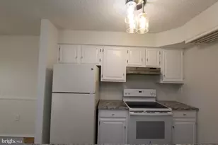 1915 Aspen Dr, Plainsboro Township, NJ 08536 - Photo 10