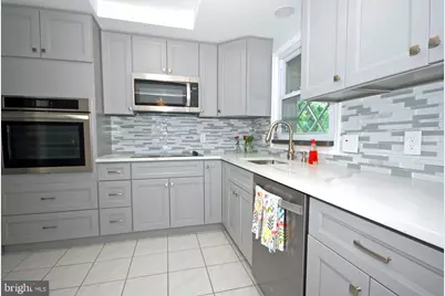 276A Milford Lane, Monroe Township, NJ 08831 - Photo 12