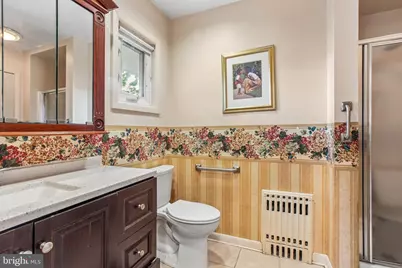 4 Taylor Drive, New Brunswick, NJ 08901 - Photo 18