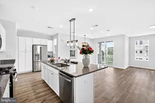 728 Station Rd, Dunellen, NJ 08812 - Photo 1