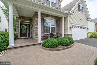 44 Hardwick Drive, Kendall Park, NJ 08824 - Photo 2