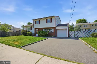 11 Reo Court, Colonia, NJ 07067 - Photo 32