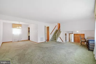 11 Reo Court, Colonia, NJ 07067 - Photo 8
