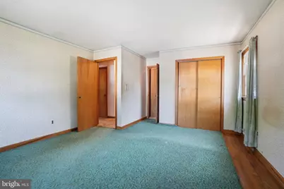11 Reo Court, Colonia, NJ 07067 - Photo 18