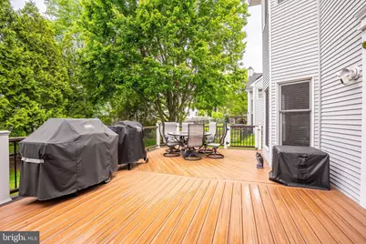 94 Providence Boulevard, Kendall Park, NJ 08824 - Photo 8