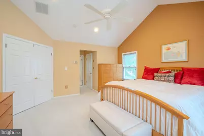 94 Providence Boulevard, Kendall Park, NJ 08824 - Photo 36