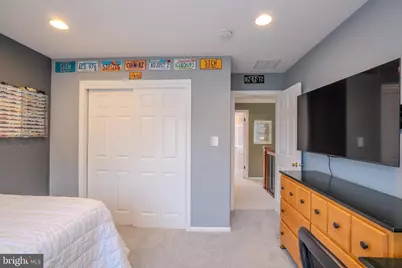 94 Providence Boulevard, Kendall Park, NJ 08824 - Photo 46