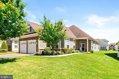 24 Ravenslake Road, Monroe Township, NJ 08831 - Photo 2