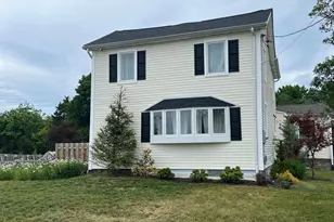 5 Wyckoffs Mills Applegarth, Monroe Township, NJ 08831 - Photo 1
