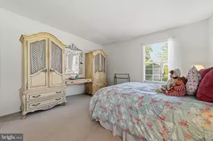 9 Patrick Henry Ct, Monroe Township, NJ 08831 - Photo 14