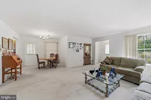 9 Patrick Henry Ct, Monroe Township, NJ 08831 - Photo 6