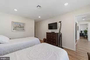 297 Yardley Dr, Monroe Township, NJ 08831 - Photo 18