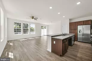 228 Park Ln, Dunellen, NJ 08812 - Photo 4