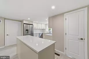 281 Friendship Rd, Cranbury Township, NJ 08512 - Photo 20