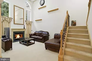 10 Burr Ct, Plainsboro Township, NJ 08536 - Photo 4