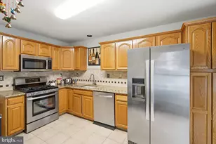 10 Burr Ct, Plainsboro Township, NJ 08536 - Photo 10