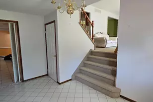 13 Tuscarora Cir, Old Bridge Township, NJ 08857 - Photo 10
