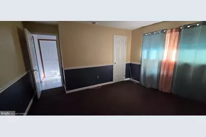 13 Tuscarora Circle, Old Bridge Township, NJ 08857 - Photo 4