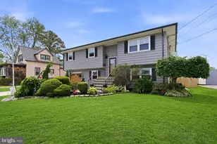16 E Pleasant, Sewaren, NJ 07077 - Photo 2
