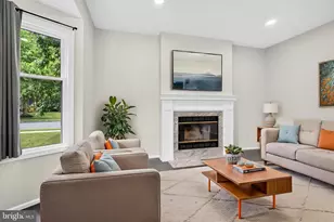 2 Wharton Ct, Kendall Park, NJ 08824 - Photo 16
