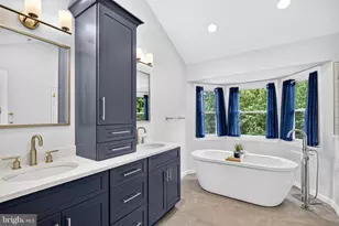 2 Wharton Ct, Kendall Park, NJ 08824 - Photo 24