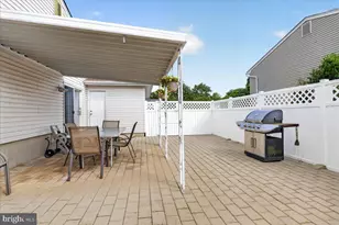 12 Virginia St, Kendall Park, NJ 08824 - Photo 40