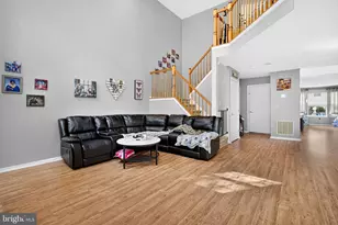 24 Amy Dr, North Brunswick Township, NJ 08902 - Photo 12