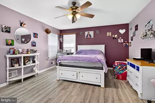24 Amy Dr, North Brunswick Township, NJ 08902 - Photo 18