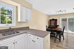 111 Sassafras Ct, North Brunswick Township, NJ 08902 - Photo 18