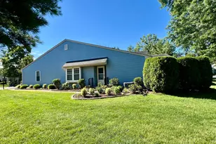 22 James Monroe Dr, Monroe Township, NJ 08831 - Photo 38