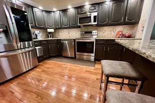 22 James Monroe Dr, Monroe Township, NJ 08831 - Photo 8