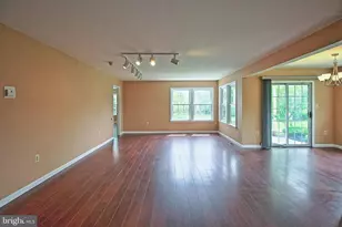 2 Bristol Ct, Monroe, NJ 08831 - Photo 2
