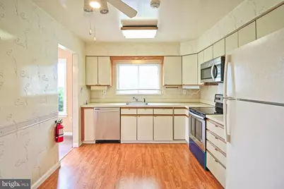 2 Bristol Court #A, Monroe Township, NJ 08831 - Photo 8