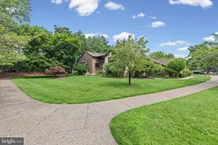 130 Sayre Dr, Princeton, NJ 08540 - Photo 4