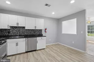 64 Chariot Ct, Piscataway Township, NJ 08854 - Photo 14