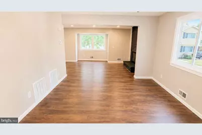 27 Davids Court, Dayton, NJ 08810 - Photo 4