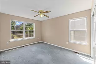 22 Stanford Dr, Kendall Park, NJ 08824 - Photo 30