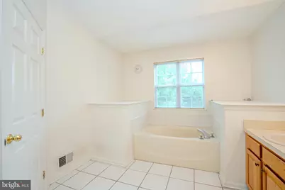 1604 Yarrow Circle, Dayton, NJ 08810 - Photo 32