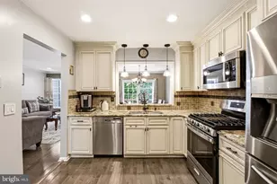 72 Coriander Dr, Princeton, NJ 08540 - Photo 10