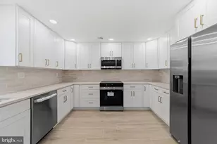 66 Essex Rd, Monroe Township, NJ 08831 - Photo 8